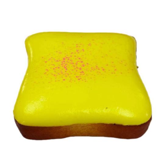 

Creamy Toast Squeeze Toy Soft Slow-Rising Realistic Bread Fidget for Stress Relief Decompression Gadget for Kids Adults жовтий