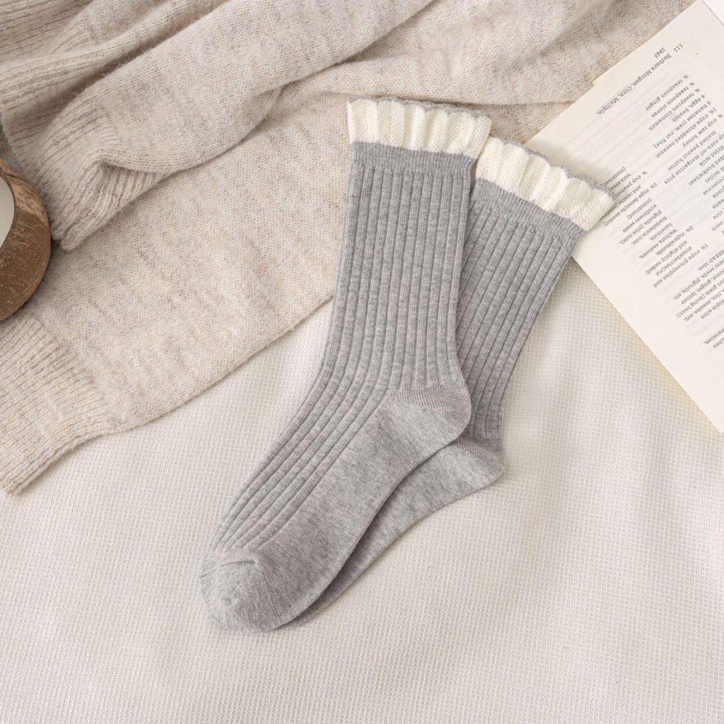 Women's Mid-Calf Lace Socks - Cute, Slouchy, Japanese School Style, Combed Cotton for Autumn/Winter.