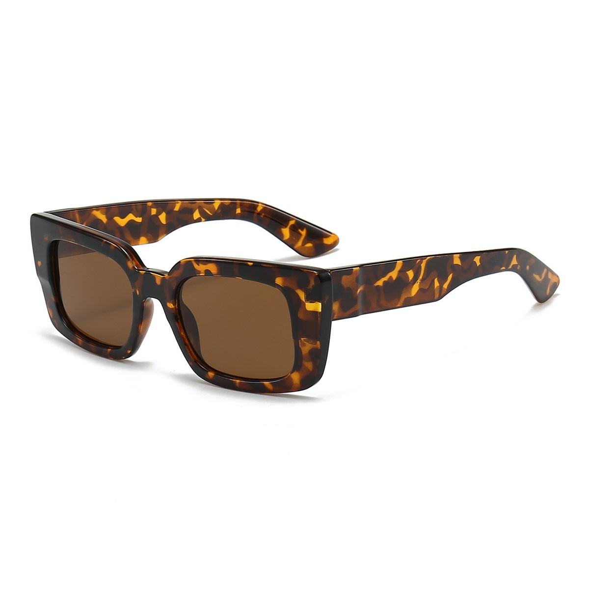 

Ins Popular Fashion Small Rectangle Sunglasses Women Retro Leopard Shades UV400 Men Trending Square Sun Glasses as picture леопардовый