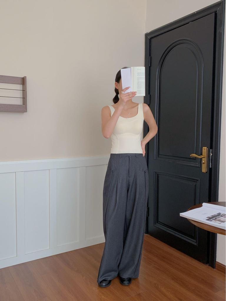 Kašmírově hedvábná bezešvá dámská zeštíhlující vesta s pevnými košíčky