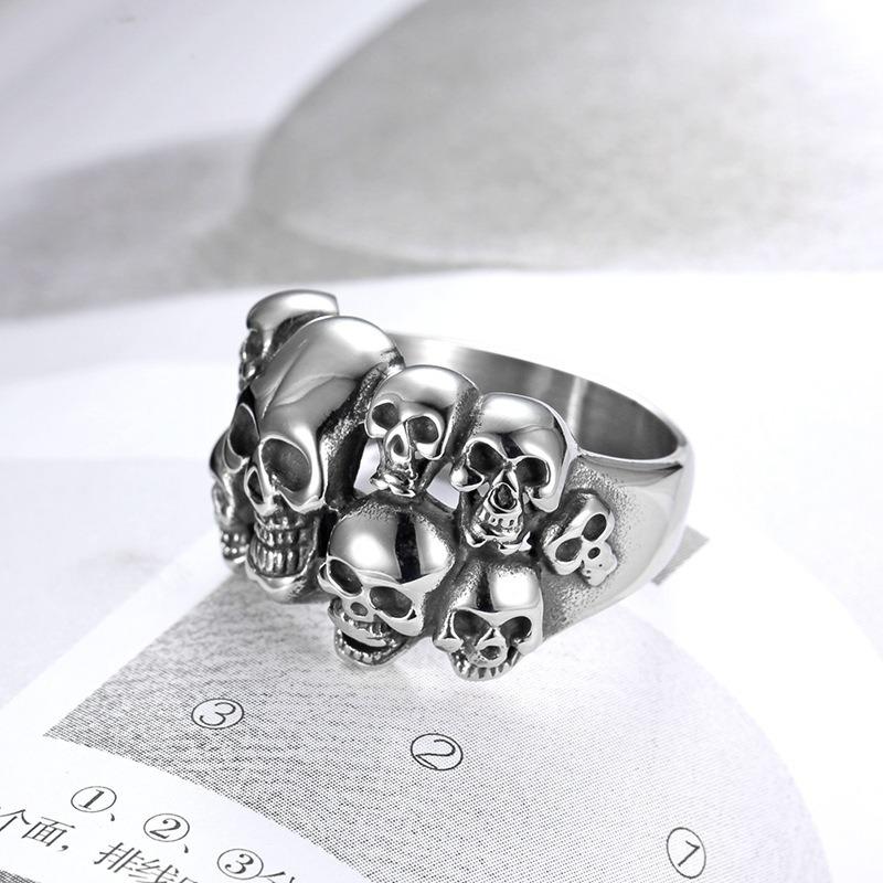 Skull ring - men's halloween niche vintage skull finger ring