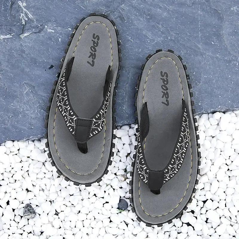 Fashion House Beach Flat Flip Flops Indoor Shoes Walk Around Home Slippers for Men Eva Rubber Shiatsu Sandals Man Comfortable Elegant
