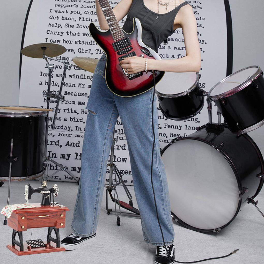 Vintage Sewing Machine Music Box Home Desktop Decoration Bedroom Living Room Small Ornament Sewing Machine Model