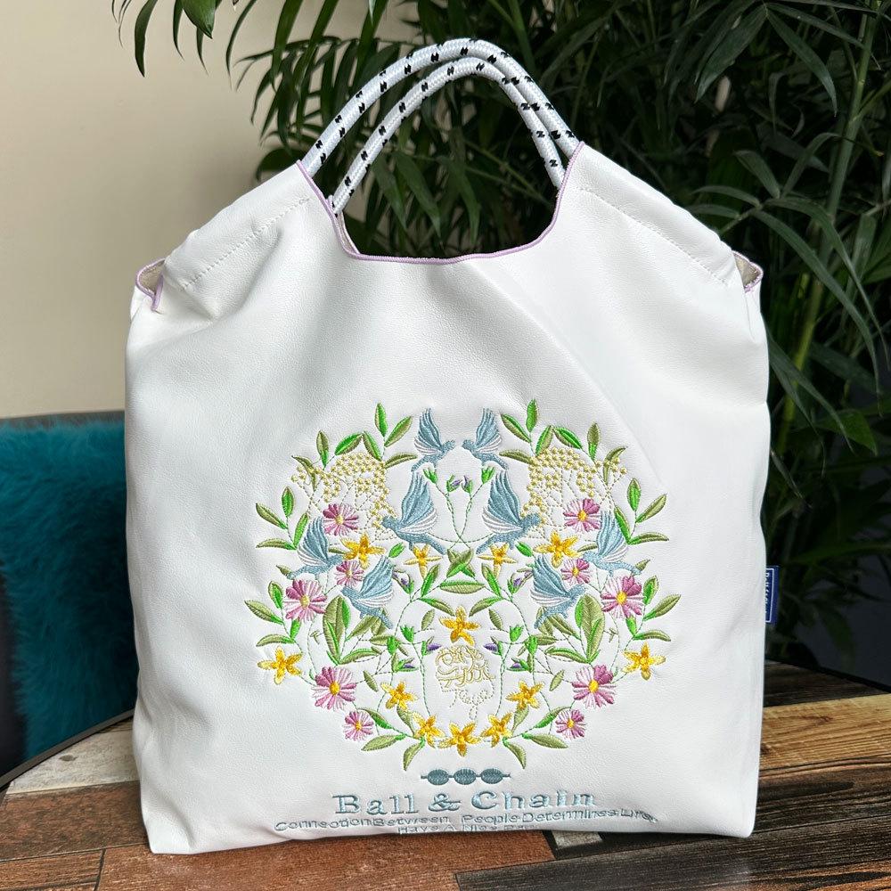 Women's Embroidered Large Capacity Leather Tote - Fashionable, Versatile, Eco-Friendly Handbag