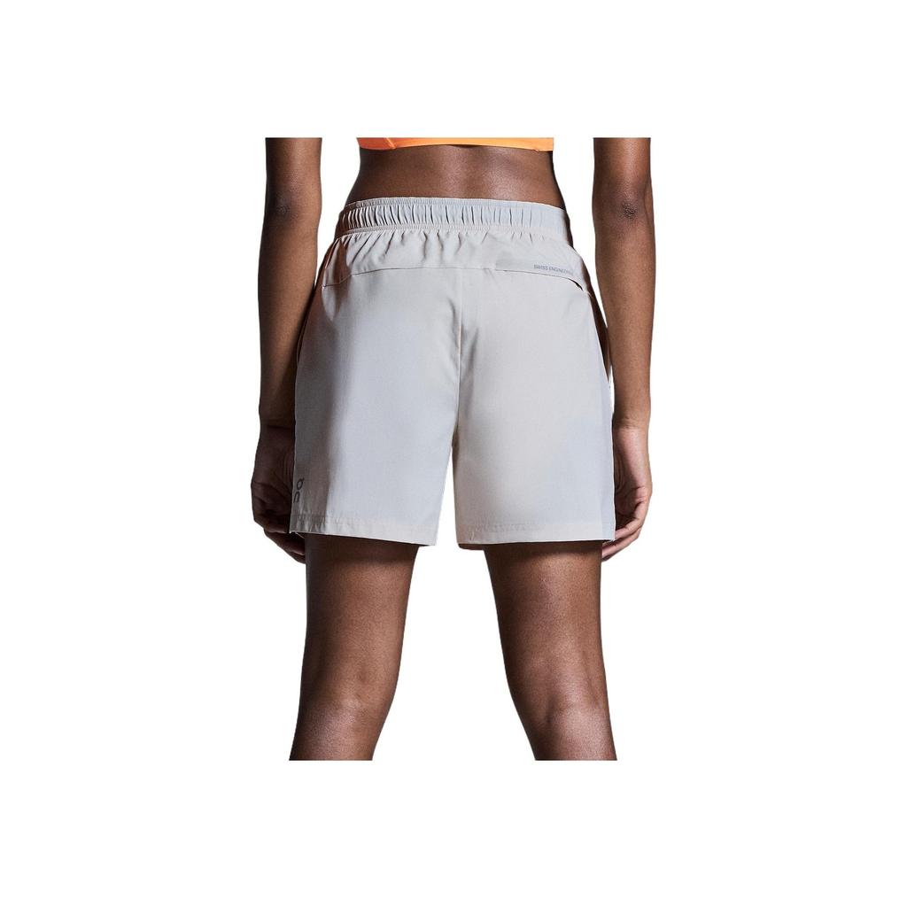 On Core 5 Zoll Shorts Damen Shorts Sand 1WF11050554