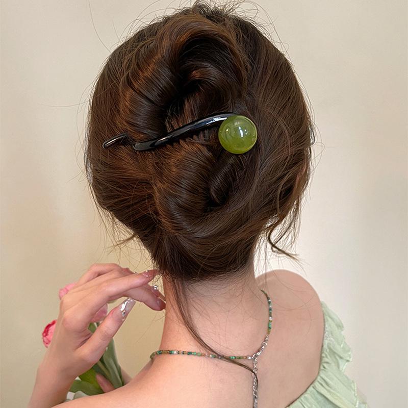 

Корейская минималистичная заколка для волос из смолы - Дизайн в виде восьмерки для универсального, высококлассного использования