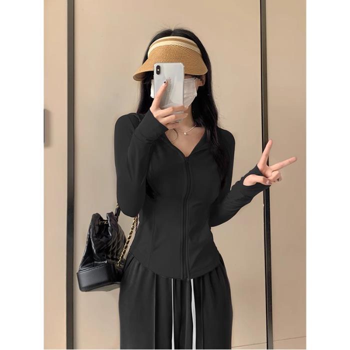 Pink ice silk sunscreen clothes women's summer slim-fit yoga clothes jacket tight top 2026 new suit cardigan