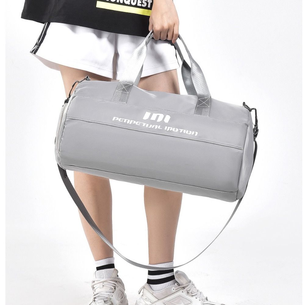 Large Capacity Yoga Bag Shoe Compartment Sports Crossbody Bag For Men Women Basketball Bag Gym Use