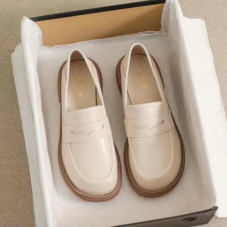 

Popular soft leather loafers women s 2025 autumn new low-heeled fashion versatile single shoes retro British style small leather shoes 40