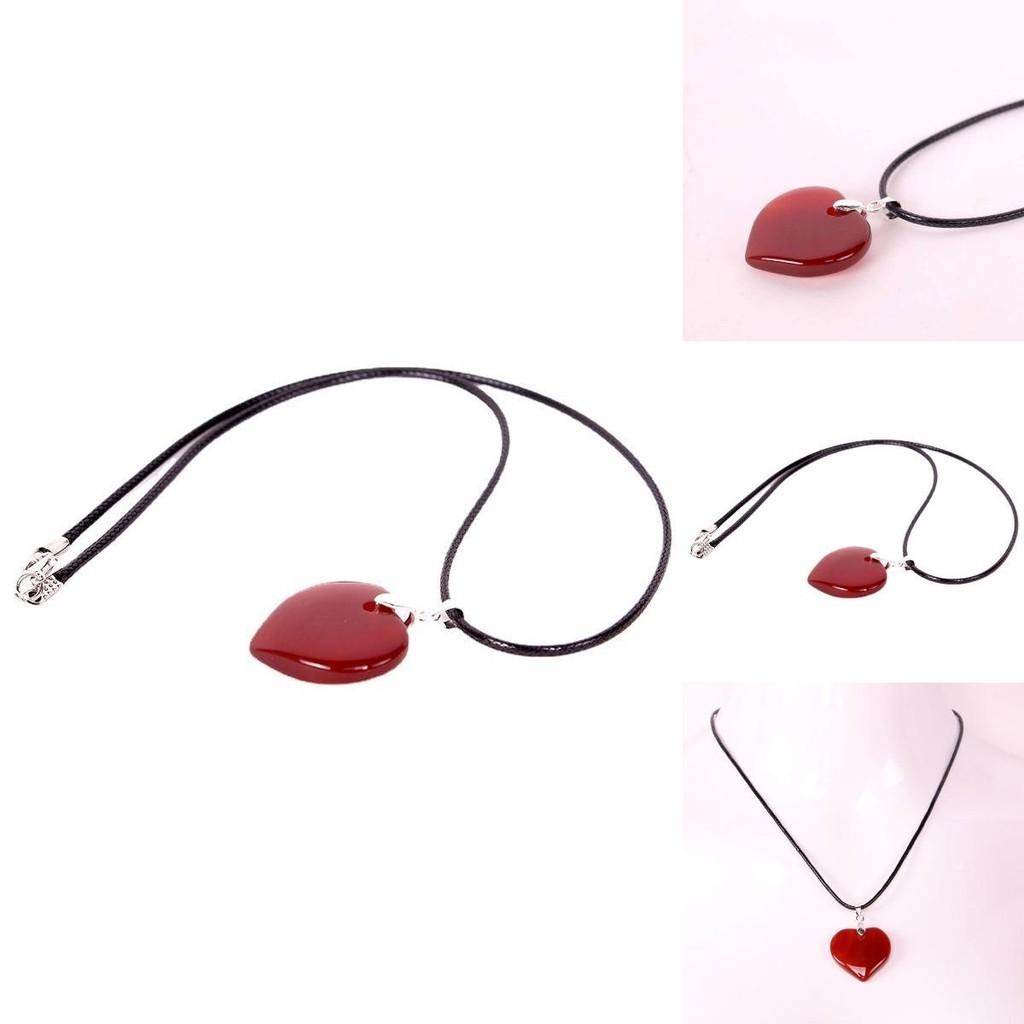 Atemberaubende Undertale Chara Liebe Cosplay Halskette mit Herzanhänger für Fans und Sammler