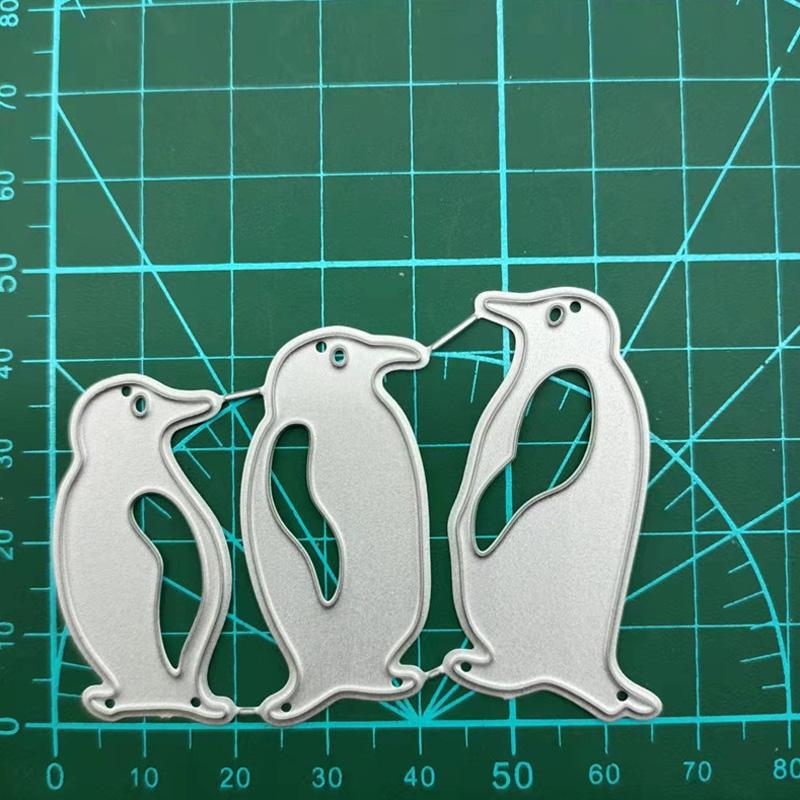 3 tučňáci polární