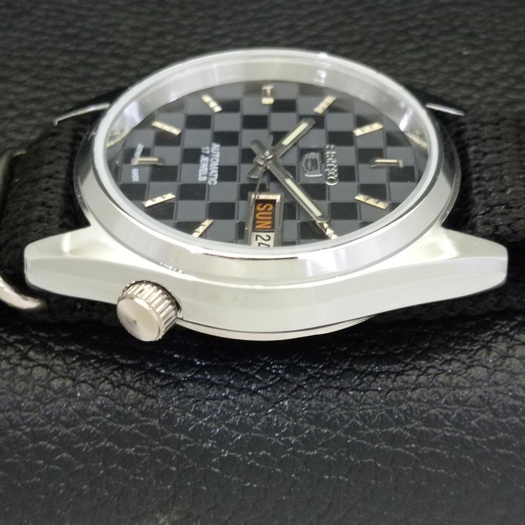 JAPAN VINTAGE SEIKO 5 AUTOMATIC REFURBISHED MENS BLACK DIAL WATCH a440448-9 Sk-a440448-1