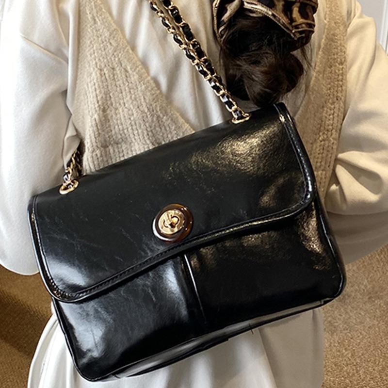 Niche atmospheric bag women's winter new leisure chain small square bag high value simple shoulder bag