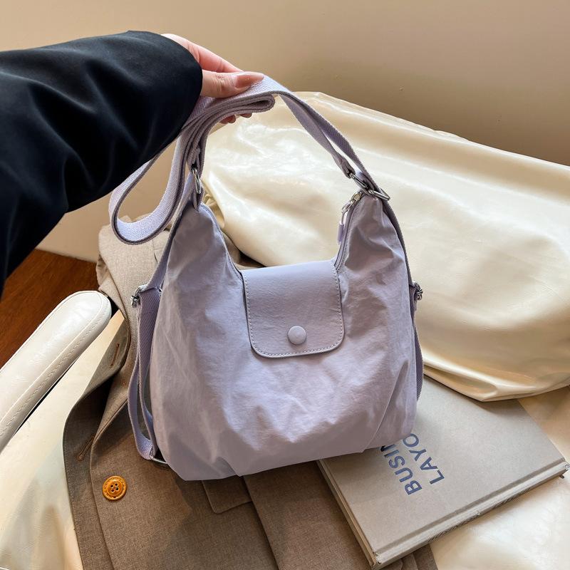 Fashion casual large capacity tote bag women s winter retro casual shoulder bag high value backpack