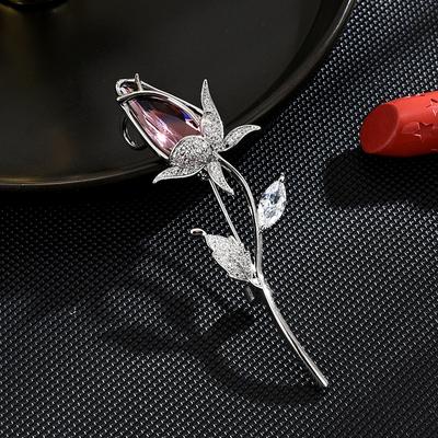 Novo Broche Flor Tulipa Zircônia Micro Inserida Acessório Cheongsam Palaciano Broche Feminino Exquisito e Versátil