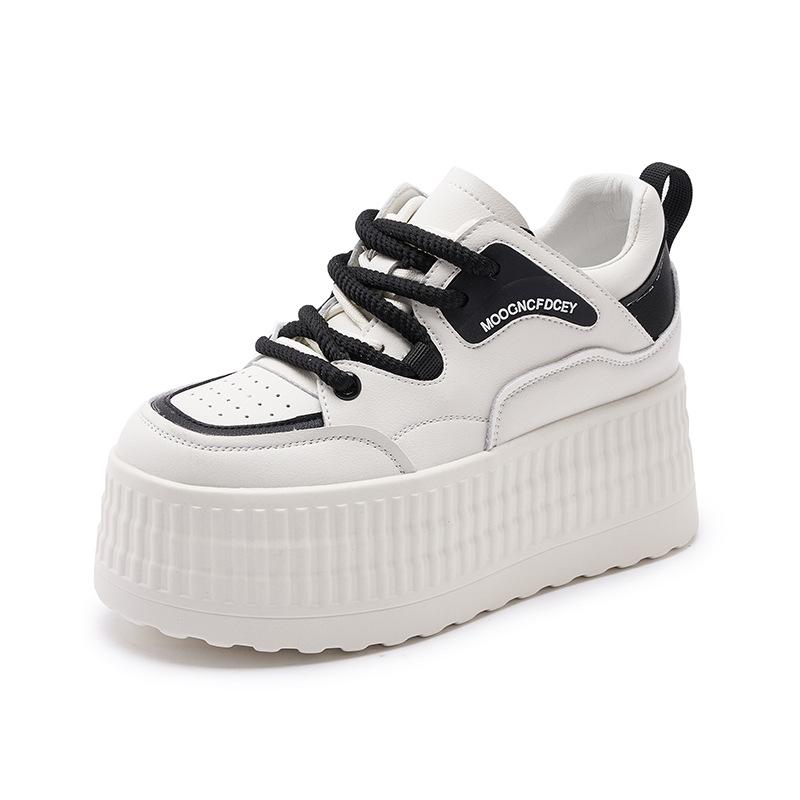 Platform White Shoes Women's 2025 Spring New Small Inner Height Increase Women's Shoes Versatile Board Shoes Sports and Leisure Shoes