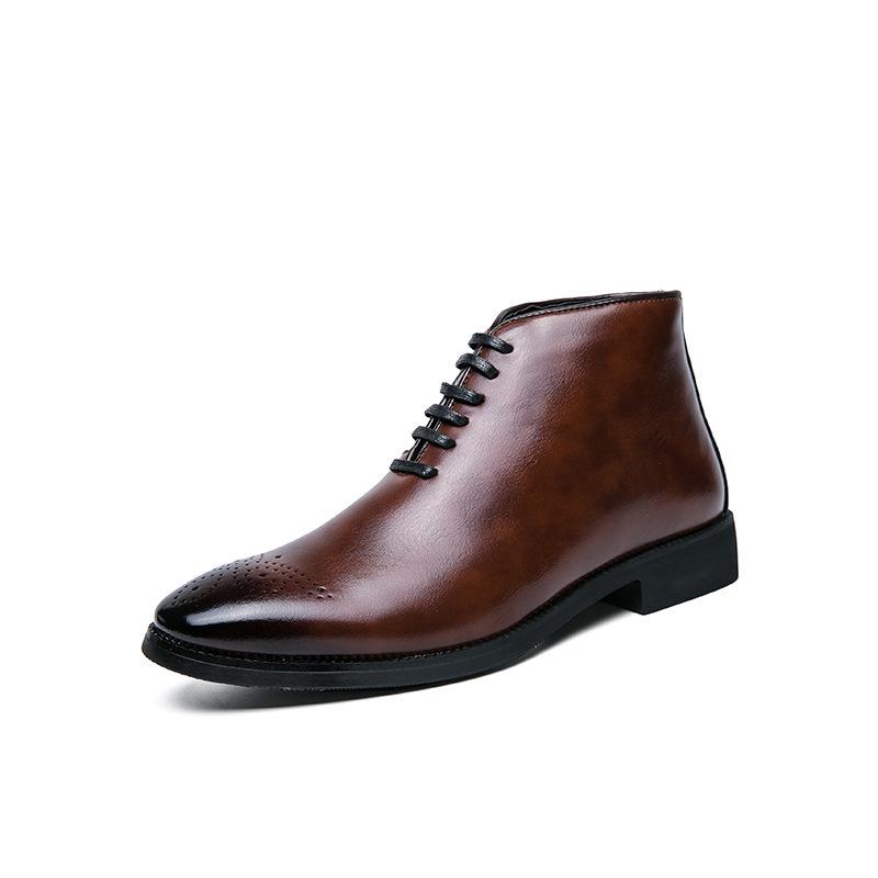 Plus Size Men's High-Top Brogue Leather Lace-up Boots in British Style