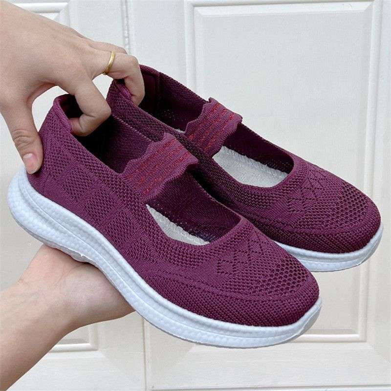 Old North cloth shoes women's breathable mesh shoes middle-aged and elderly flat-soled fly-woven one-pedal mother shoes soft-soled non-slip walking