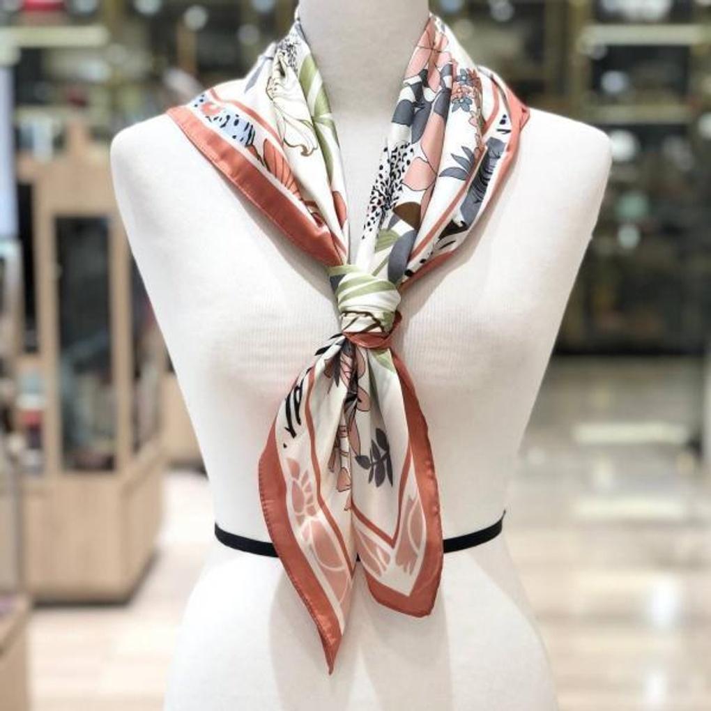 MJ Arnaldobasini Pastel Flower Silky Scarf ABFMW-20205