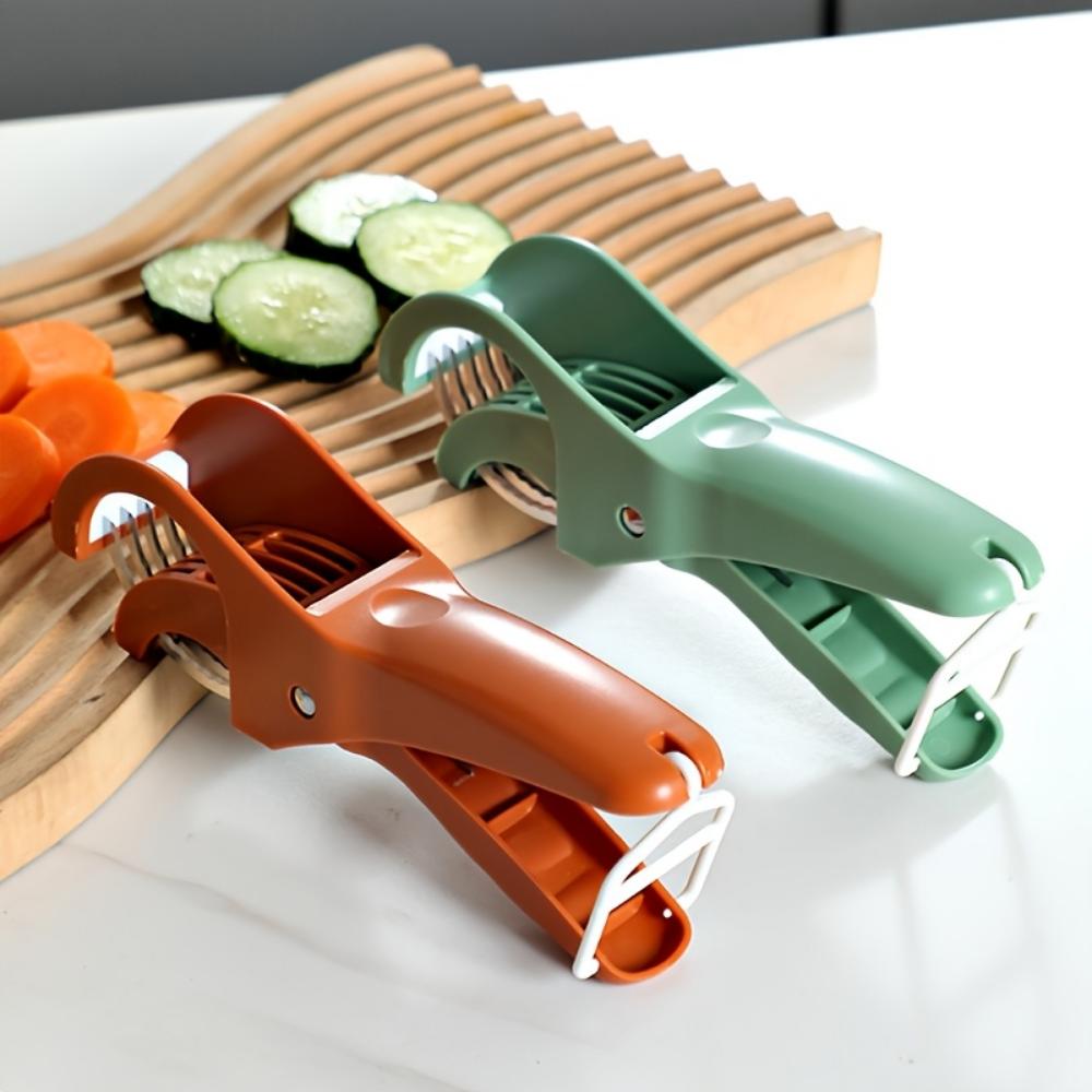 Kitchen Fruit Slicer, Multi-functional Vegetable and Fruit Slicer, Anti-rust Professional BBQ/catering Cucumber Slicer