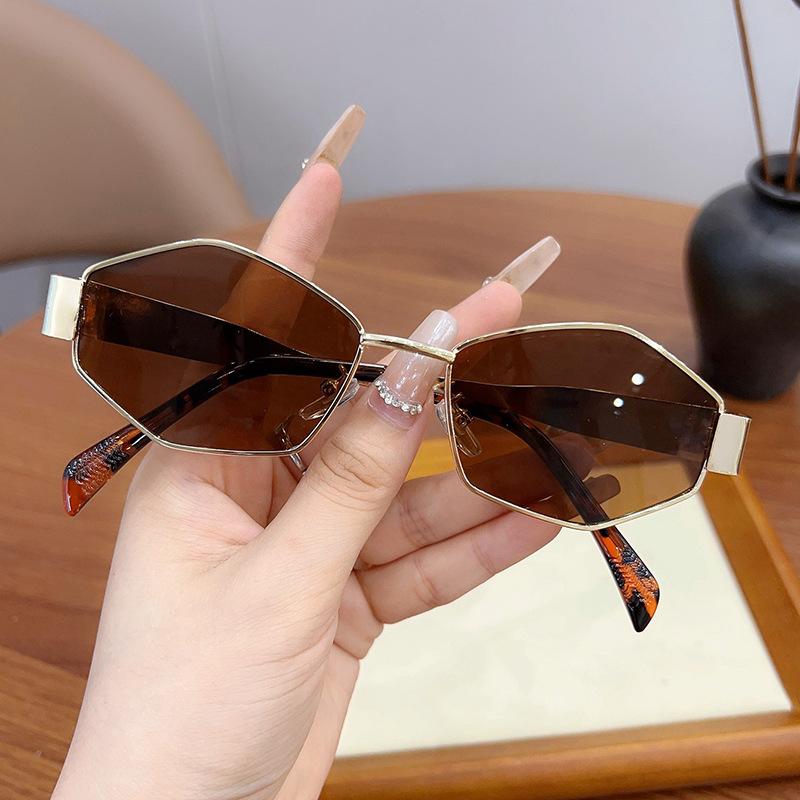 

JYL TS Sunglasses Women UV Protection Small Frame 2181 A-8117 глубоко кармин