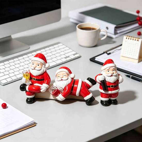 Small Garden Planters 3PCS Mini Santa Claus Resin Ornaments, Cute Desktop Figurines, Creative Ornaments Christmas Decorative Accents for Landscaping