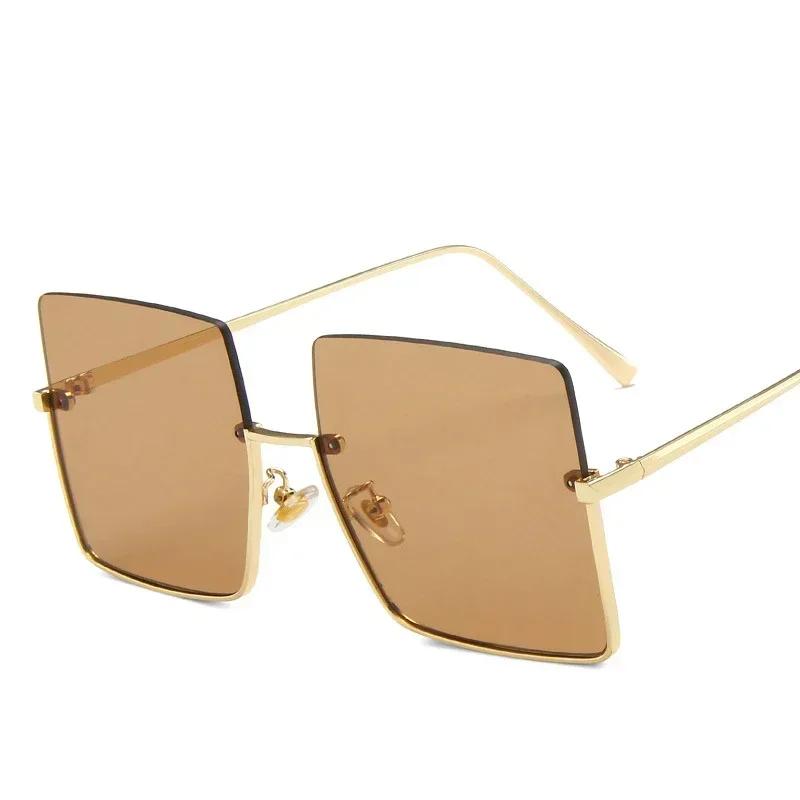 Brand Designer Square Sunglasses Woman Fshion Luxury Oversized Sun Glasses Female Vintage Retro Big Frame Metal