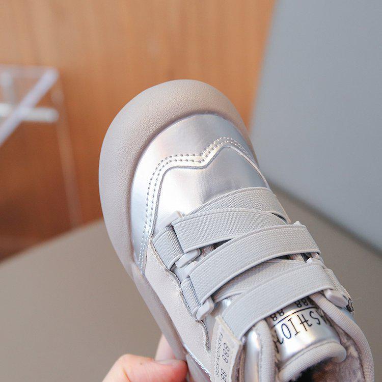 Wodoodporne Zimowe Buty Śniegowce dla Dziewcząt, Edycja 2025 - Ciepłe, Wyściełane Aksamitem, Gruba Bawełna, Rozmiary Średnie i Duże