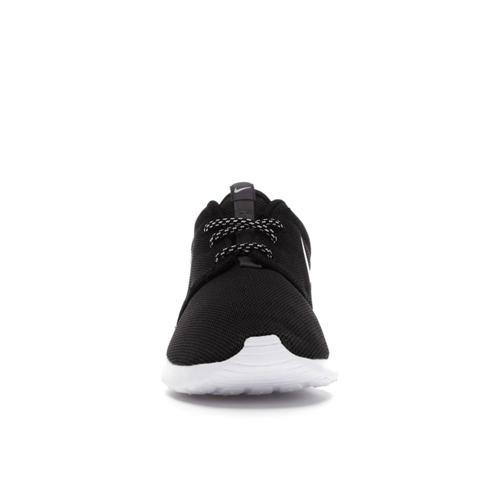 Nike  Roshe One Black Women Sneakers White-Dark-Grey 844994-002