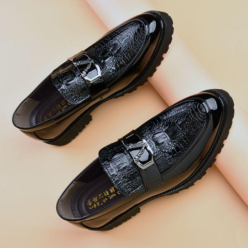 2025 Men's Crocodile Pattern Slip-On Loafers - Hong Kong Style Shiny Patent Leather