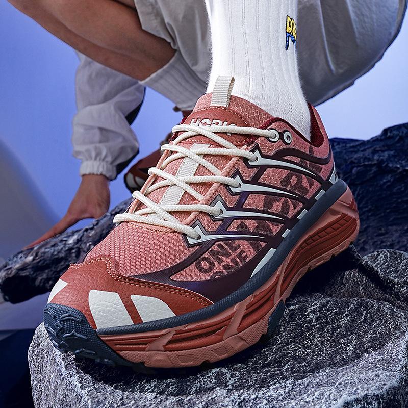 Pure Original New High-value Outdoor Shoes, Sports Shoes, Running Men's Non-slip, Breathable and Wear-resistant Thick-soled Running Shoes, Spring and