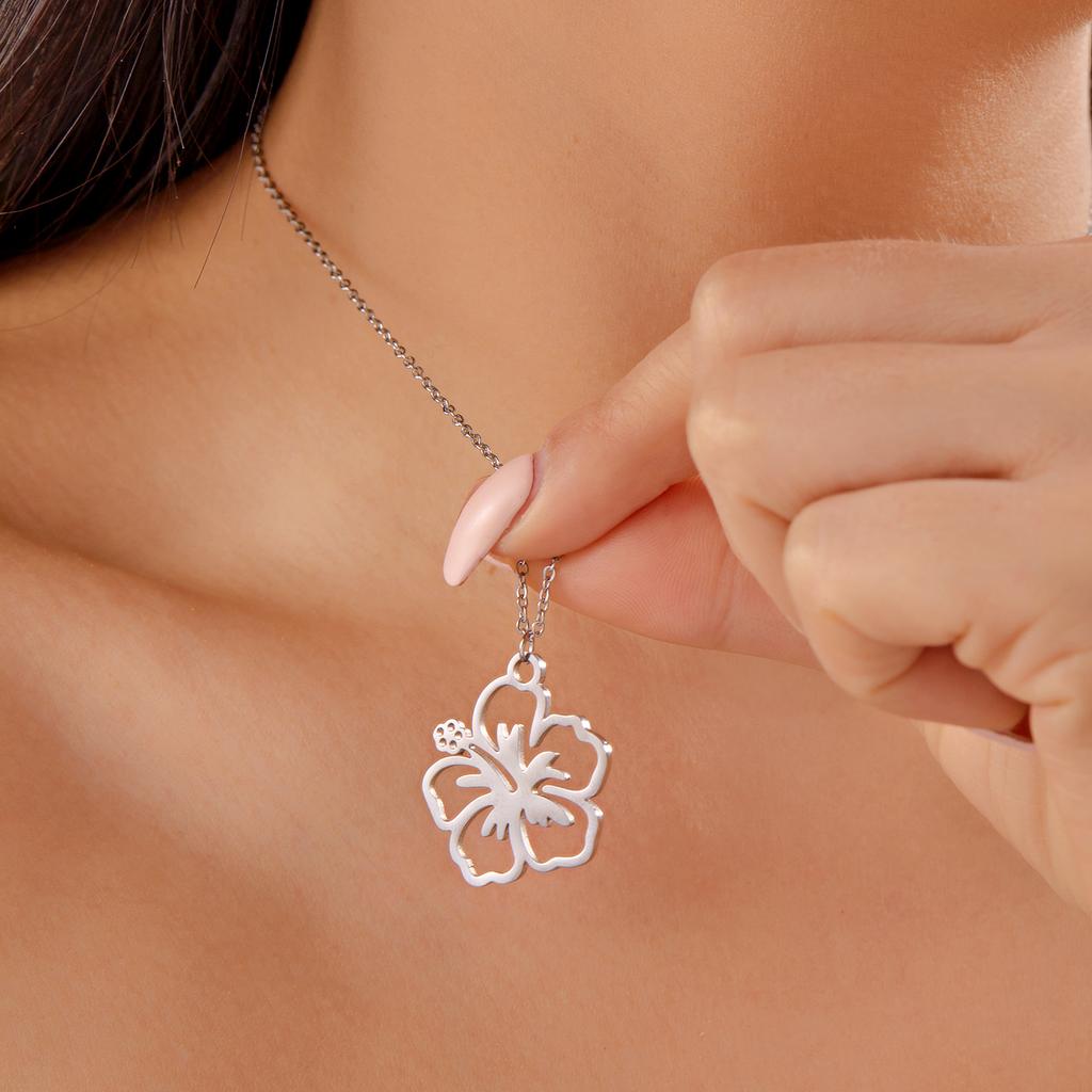 Edelstahl Hohlblumen Anhänger Halskette für Damen Minimalistisch Goldfarbene Blumen Halskette Anhänger Hochzeitsparty Schmuck