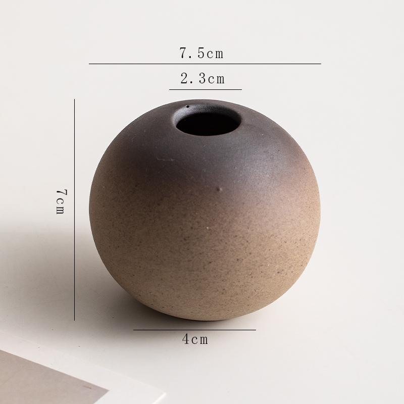 Retro Ceramic Vase for Dry Flowers & Green Plants - Living Room & Study Decor