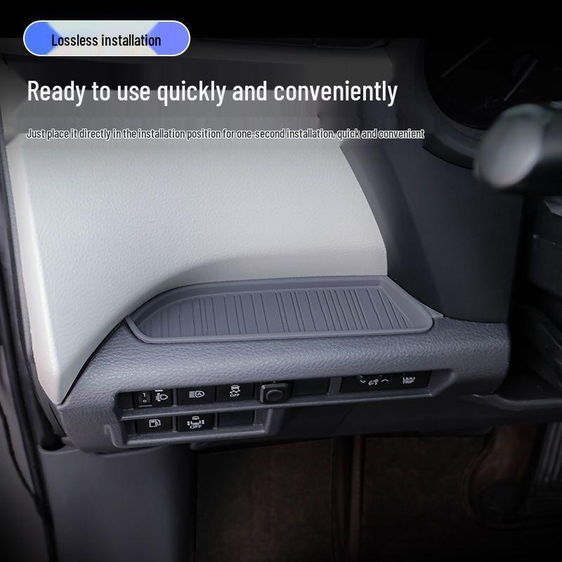 L6F Anti-slip Silicone Storage Mat for '25 Toyota Sienna Center Console