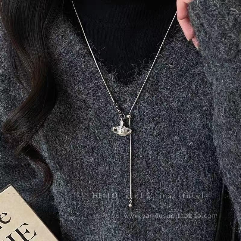 Retro Autumn and Winter Long Necklace Women's High-end Sweater Chain Niche Design Accessories