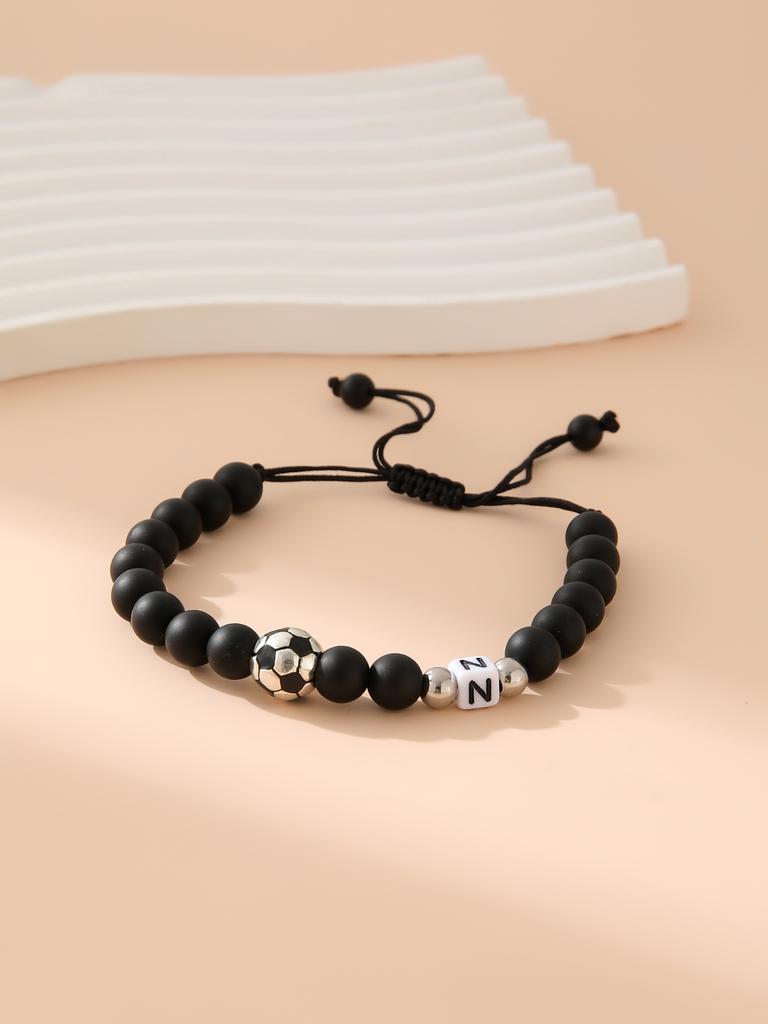 Mattschwarzes Fußball-Alphabet Verstellbares Perlenarmband Unisex Sport-Armband Schmuck