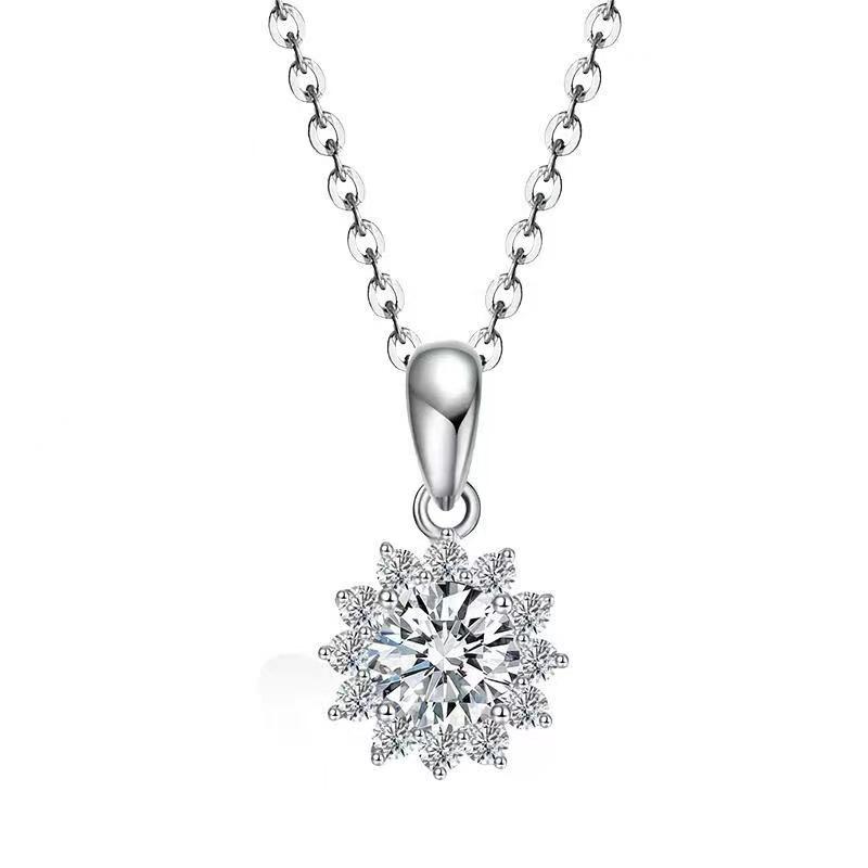 Sterling Silver S925 SUNFLOWER Necklace for Women Moissanite High-Grade Fashion All-Matching