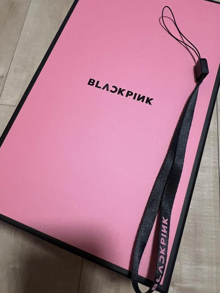 [USED] BLACKPINK heart-shaped light stick