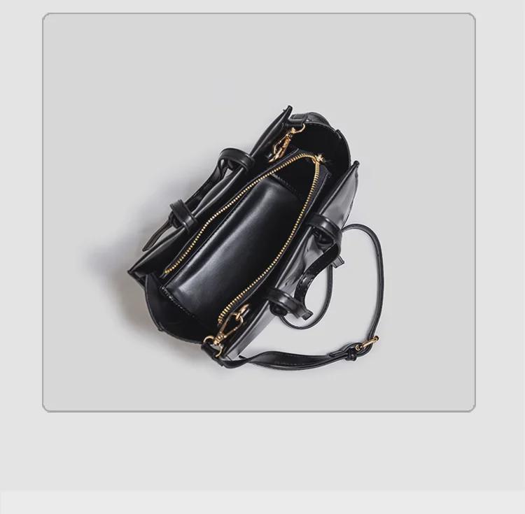 Women's Large Capacity Winged Shoulder Bag - Versatile Cross-Border Messenger Style