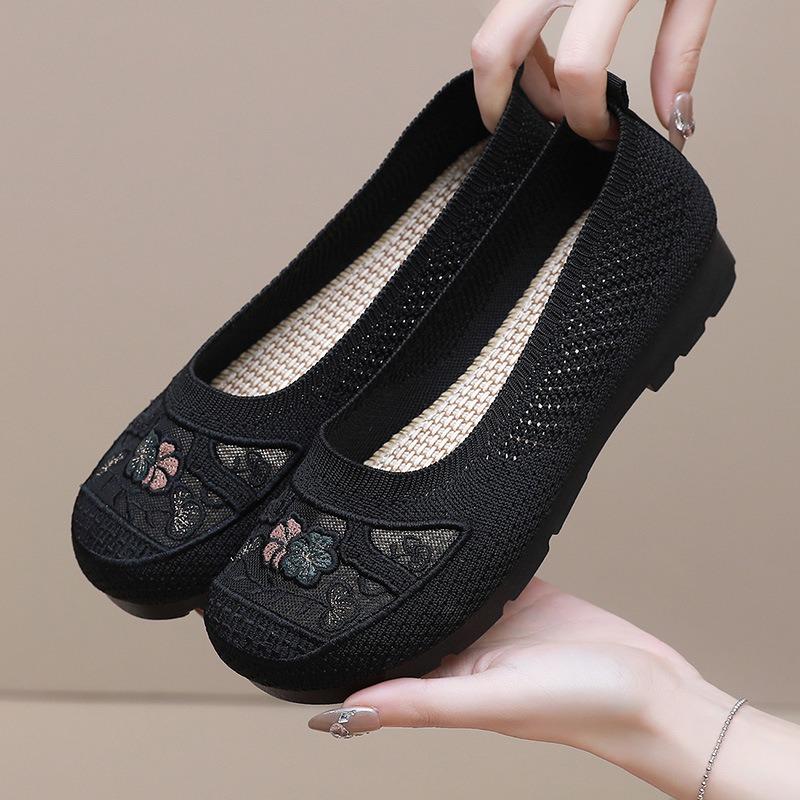 New Summer Breathable Hollow Mesh Women's Single Shoes Embroidered Shallow Mouth Mother Shoes Light and Comfortable Doudou Shoes