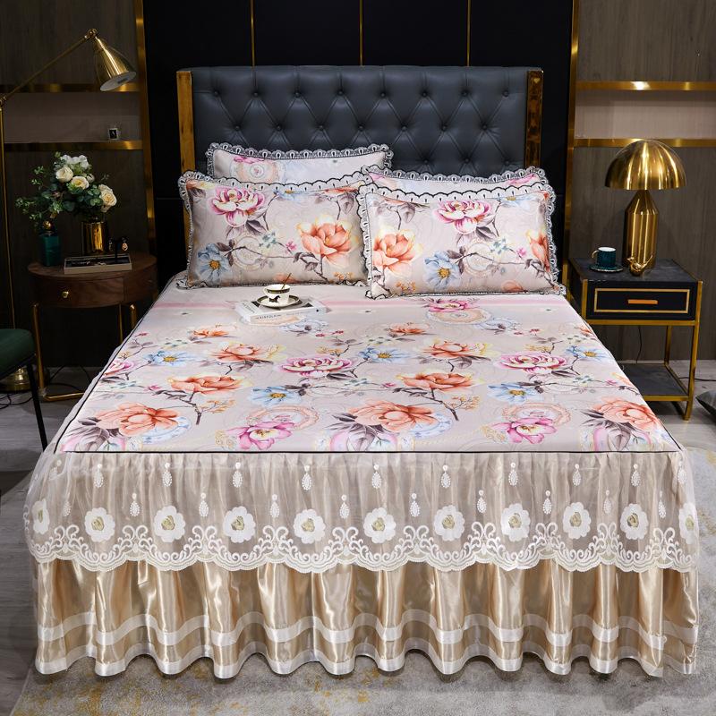 Blondertilpasset laken Luksus sengetøysett Romantisk ismatte sammenleggbare broderte laken Lin Sengetøy Queen Sengeteppe med skjørt