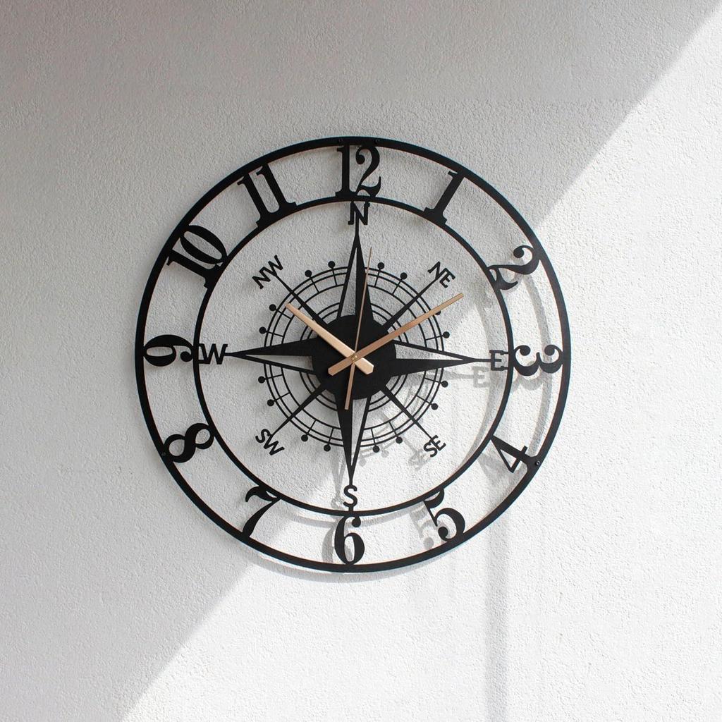Geräuschlose Hänge-Wanduhr zur Wanddekoration | Antike Große Stumme Wanduhr für Heimdekorationsartikel (40 CM)