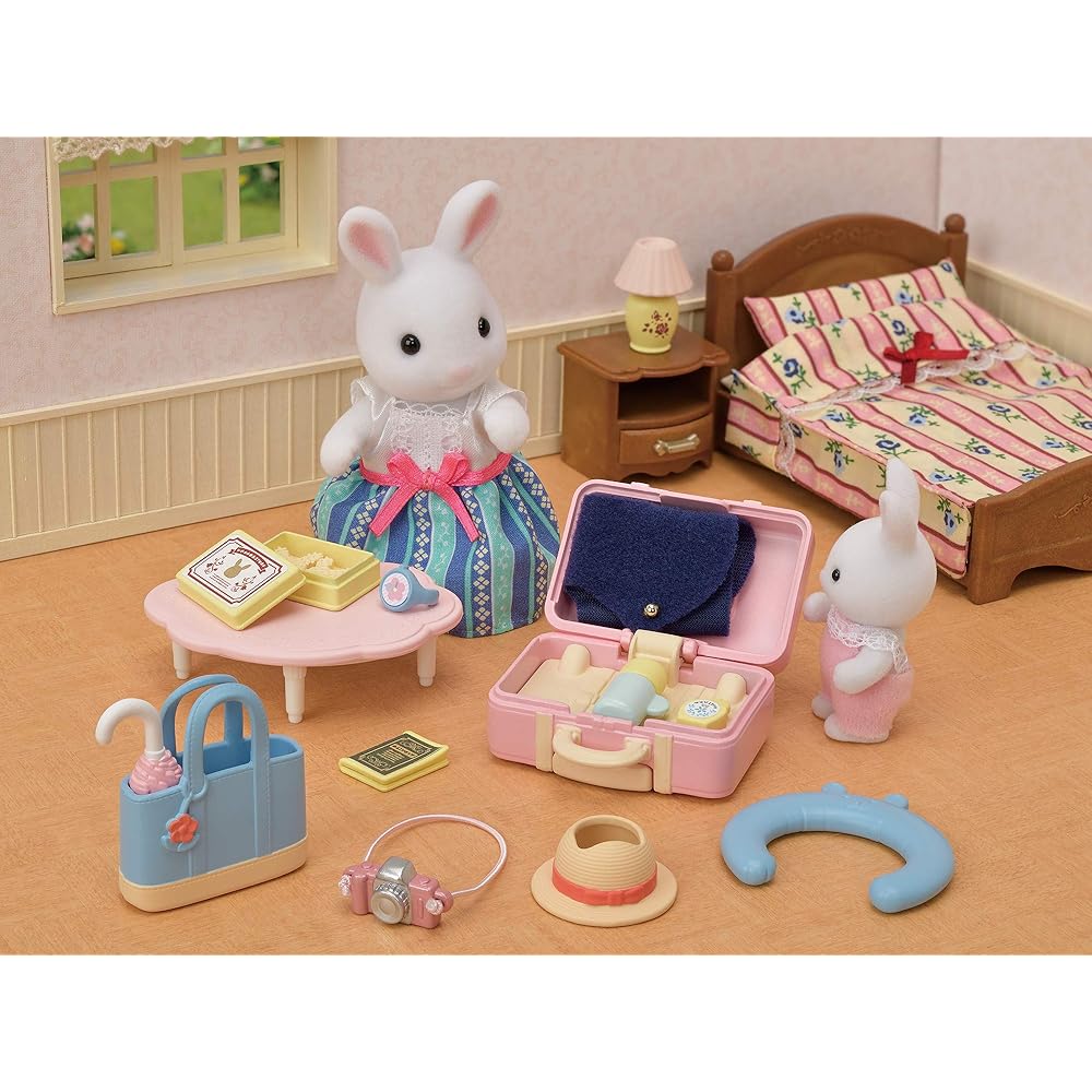Sylvanian Families DF-19 Travel Set with White Rabbit Mother, Dollhouse Furniture, 3 Years and Up Toy