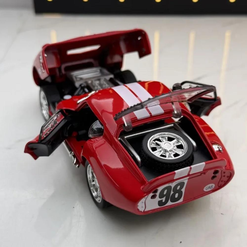 Simulation 1/32 Ford Shelby Cobra Sports Car Model Sound and Light Pull-Back Toy Vehicle Boy Ornament Collection Miniature Voiture