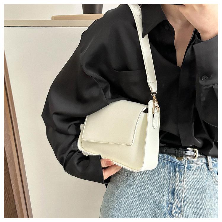 2025 New Summer Solid Color Women's One-Shoulder Bag: Sleek, Versatile, and Trendy Underarm Design