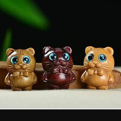 Miniatura in Legno Zodiaco Tigre Statuetta in Legno Massiccio Scultura Animale Grazioso Ciondolo Fai da Te Portachiavi Accessori Regalo di Compleanno