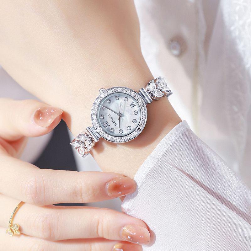 Popular Diamond-Set Shell Mermaid Women's Quartz Watch - Bestseller for Live Streaming