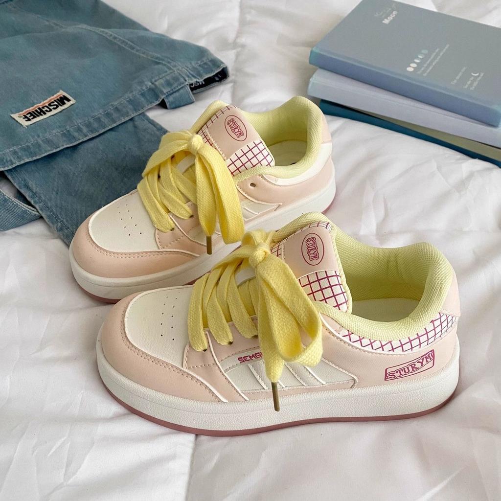 Hong Kong Style Platform White Shoes 2025 Spring Versatile Niche Casual Board Shoes Retro Original Sports Bread Shoes