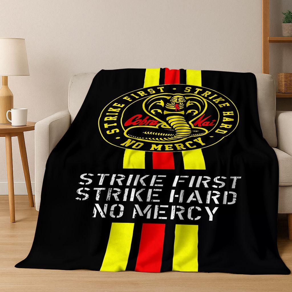 Фланелевое одеяло Cobra Kai Karate Daniel LaRusso Johnny Art, Уютное мягкое плед для дома спальни кровати дивана пикника, Покрытие, Подарок 75x90cm