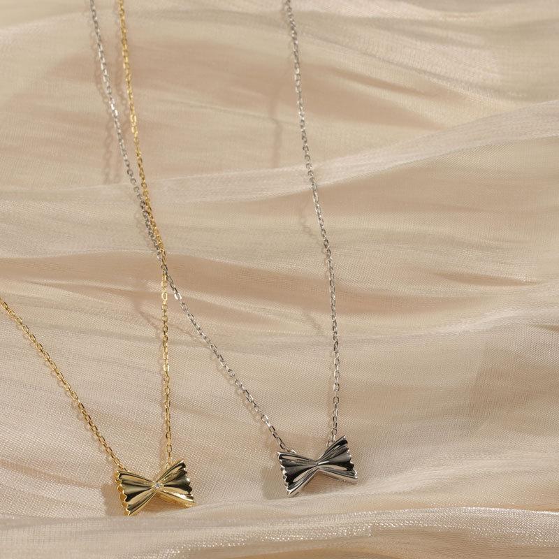 Sweet Girly Bow Necklace French Retro Light Luxury Zircon Niche Collarbone Chain
